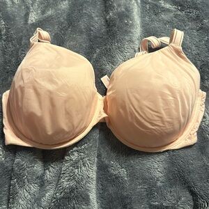 Victoria’s Secret 34DDD bra